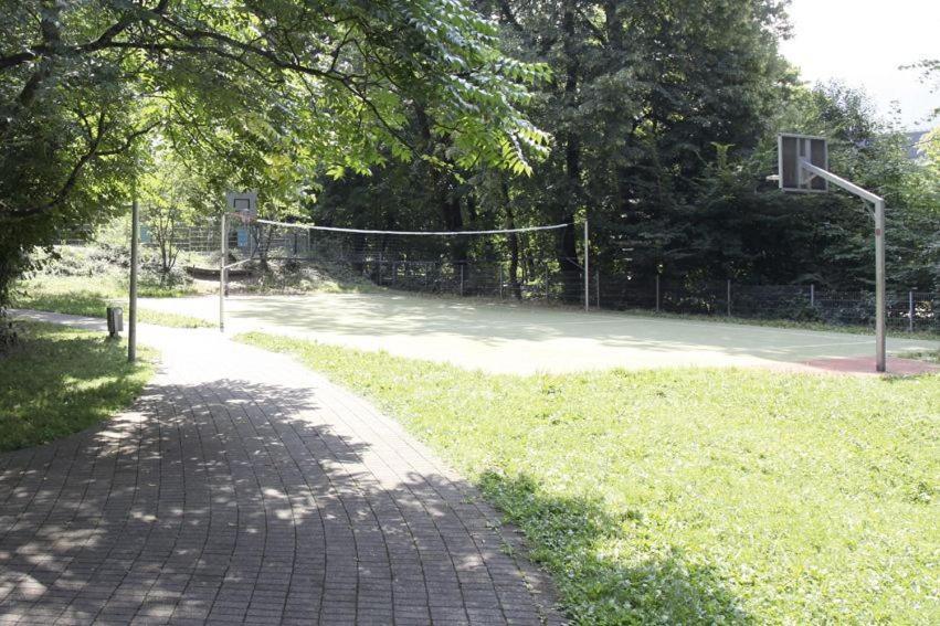 Jugendherberge Freiburg Ngoại thất bức ảnh
