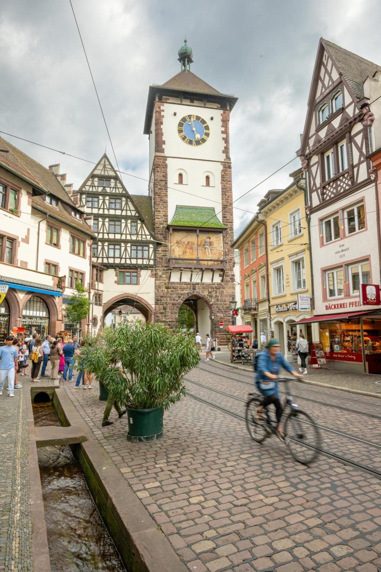 Jugendherberge Freiburg Ngoại thất bức ảnh